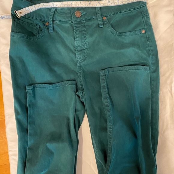 🎉HP🎉Chicos NWT So Slimming Girlfriend Slim Leg Ankle Jasper Green Jeans 00P - Picture 3 of 7